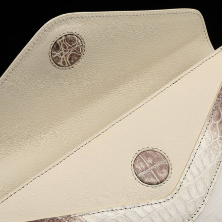 Load image into Gallery viewer, Perla Imperiale Crocodile Leather Clutch