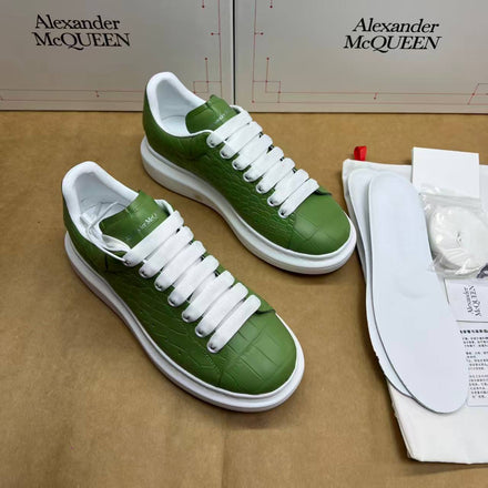 Load image into Gallery viewer, Croco Green Platform Sneakers - Premium Embossed Leather