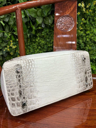 Load image into Gallery viewer, Perla Imperiale Crocodile Leather Tote
