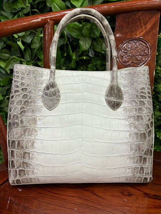 Load image into Gallery viewer, Perla Imperiale Crocodile Leather Tote
