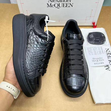 Load image into Gallery viewer, Croco Black Platform Sneakers - Premium Embossed Leather
